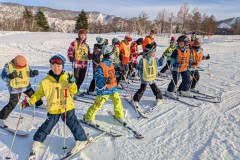 LINE_ALBUM_スキー教室_250301_393